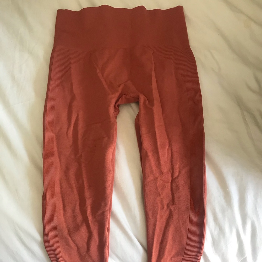 SET ACTIVE burnt orange leggings